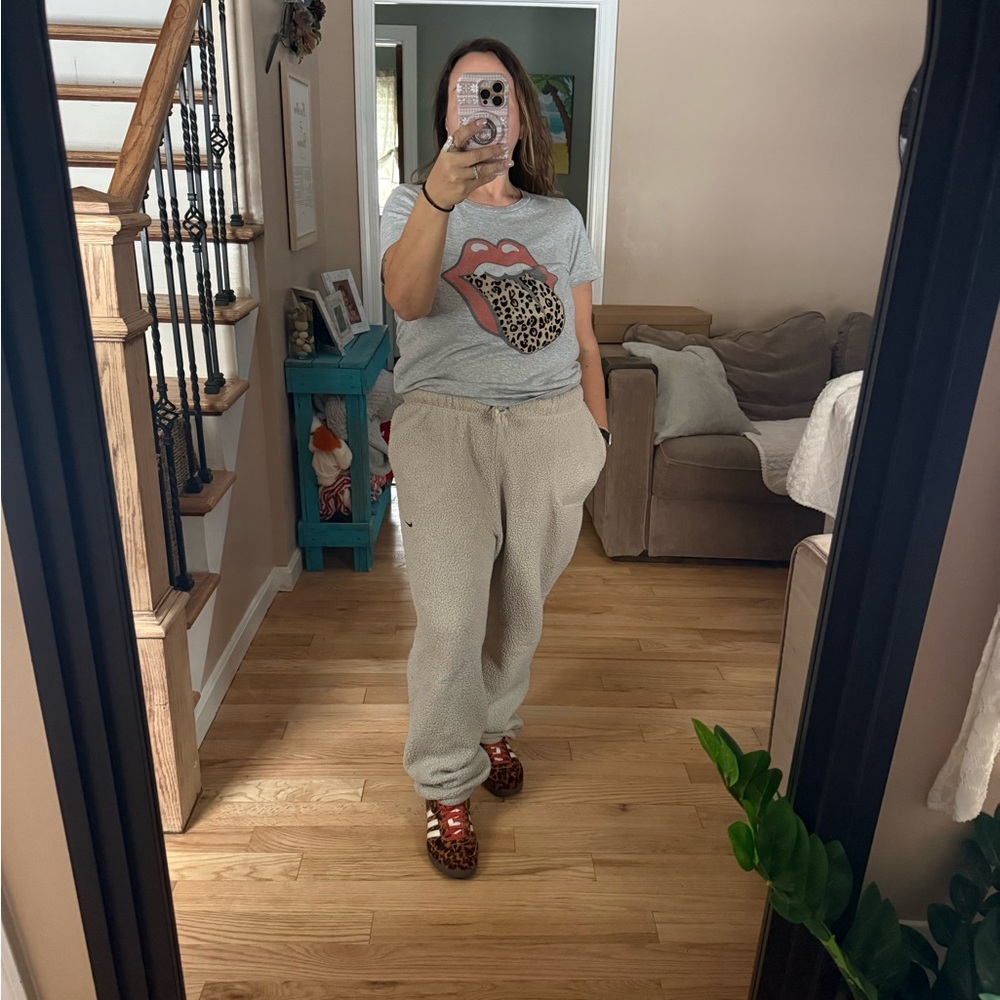 NIKE sweatpants